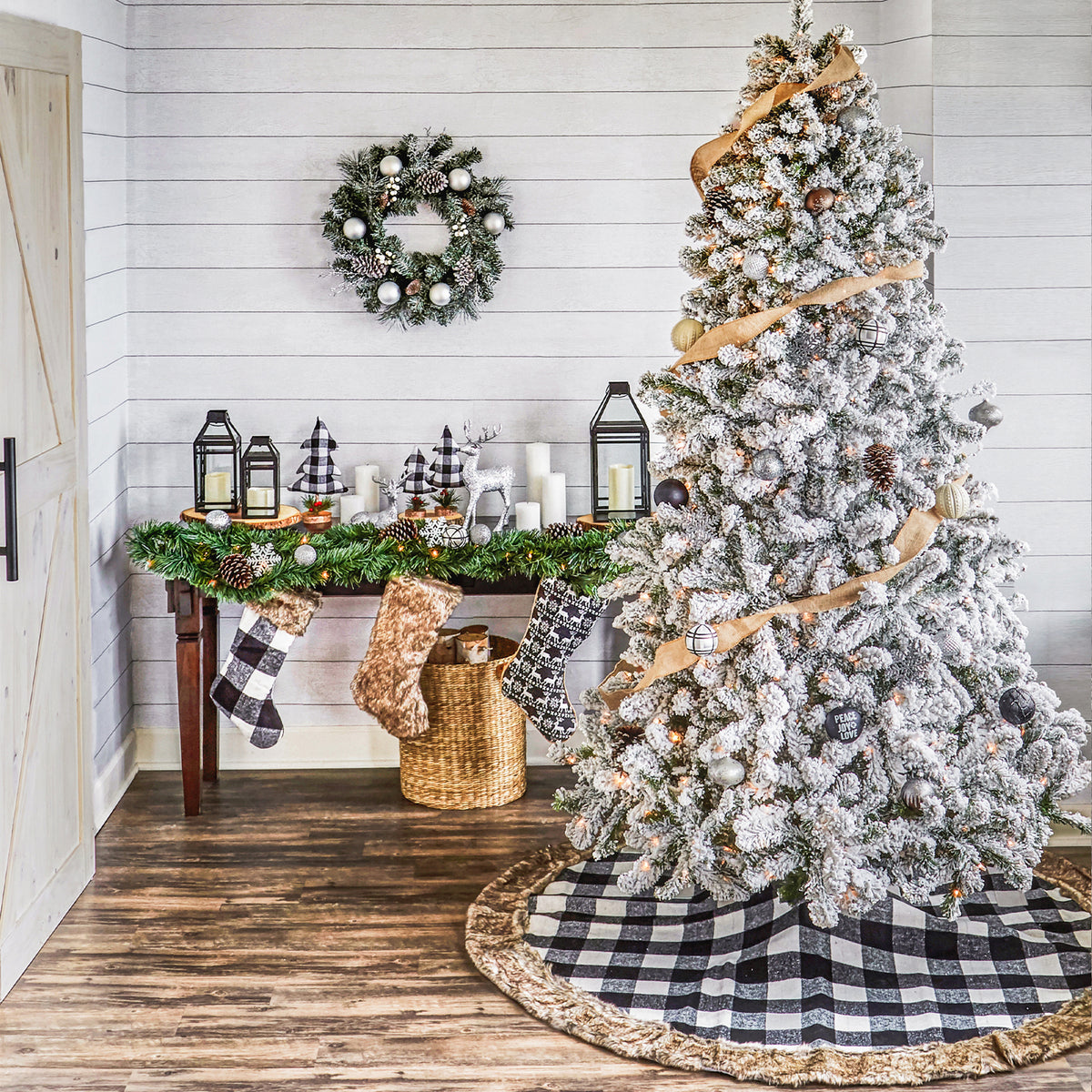Black And White Plaid Christmas Tree