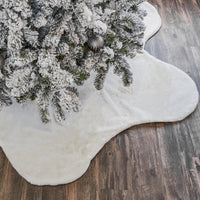 Blanket of Snow Tree Skirt ~70